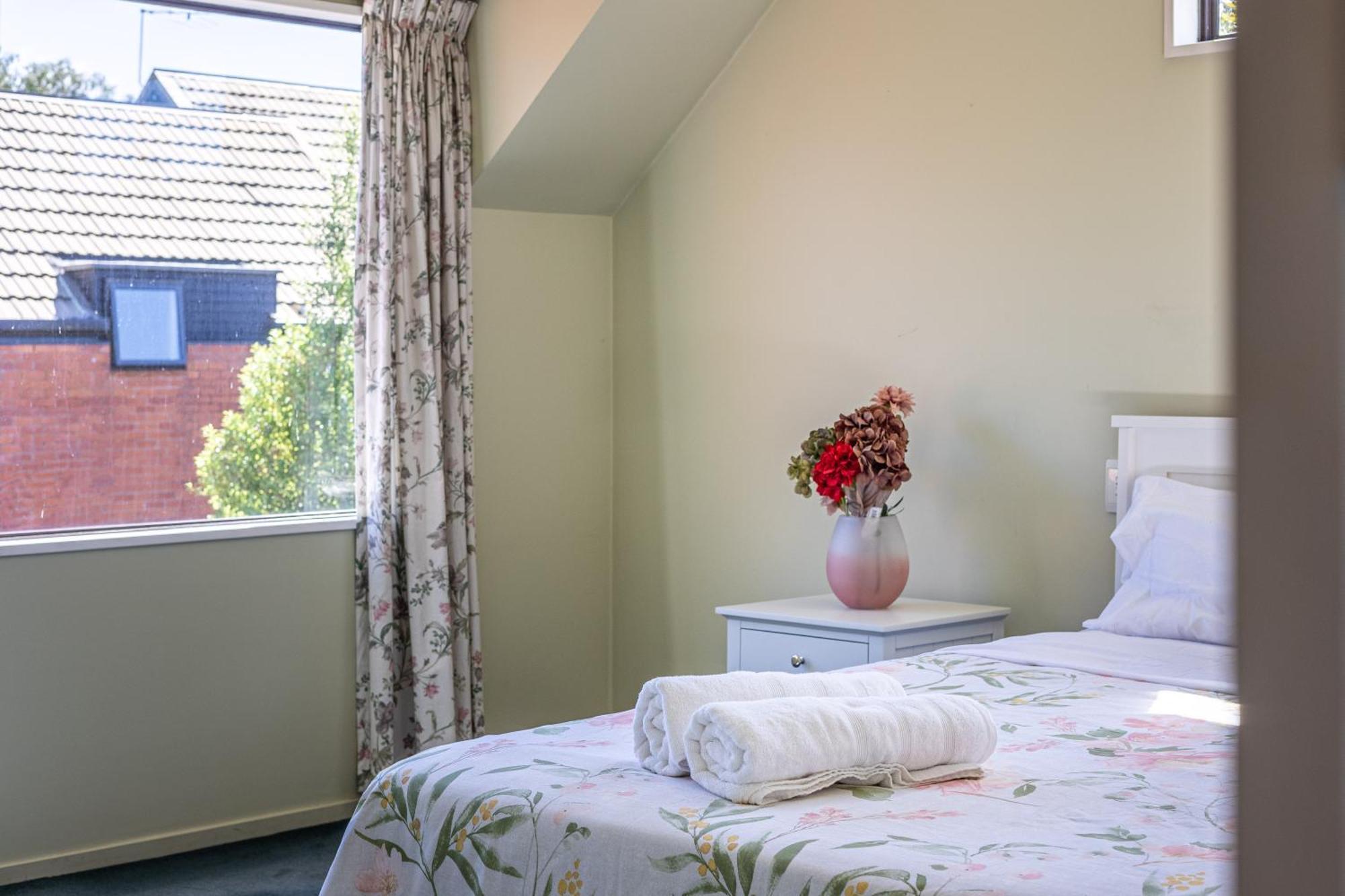 Casa de férias Fendalton Rose Garden Retreat *